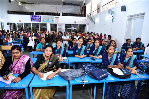 प्राचार्य मैडम एवं समस्त महाविद्यालय परिवार को साधुवाद  आप सभी की उपस्थिति में आज युवा संसद कार्यक्रम सफलतापूर्वक संपन्न हुई🙏🙏🙏